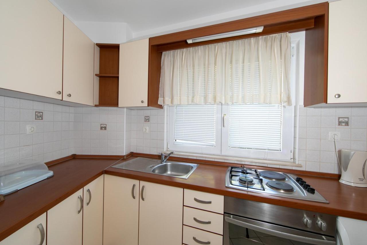 Apartmani Biser Tučepi Exterior foto