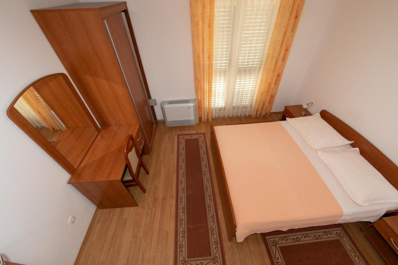 Apartmani Biser Tučepi Exterior foto