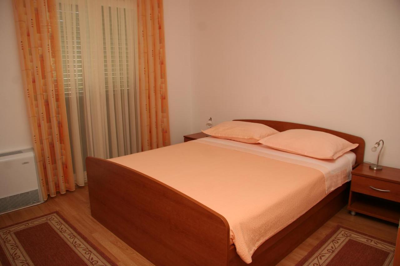 Apartmani Biser Tučepi Exterior foto